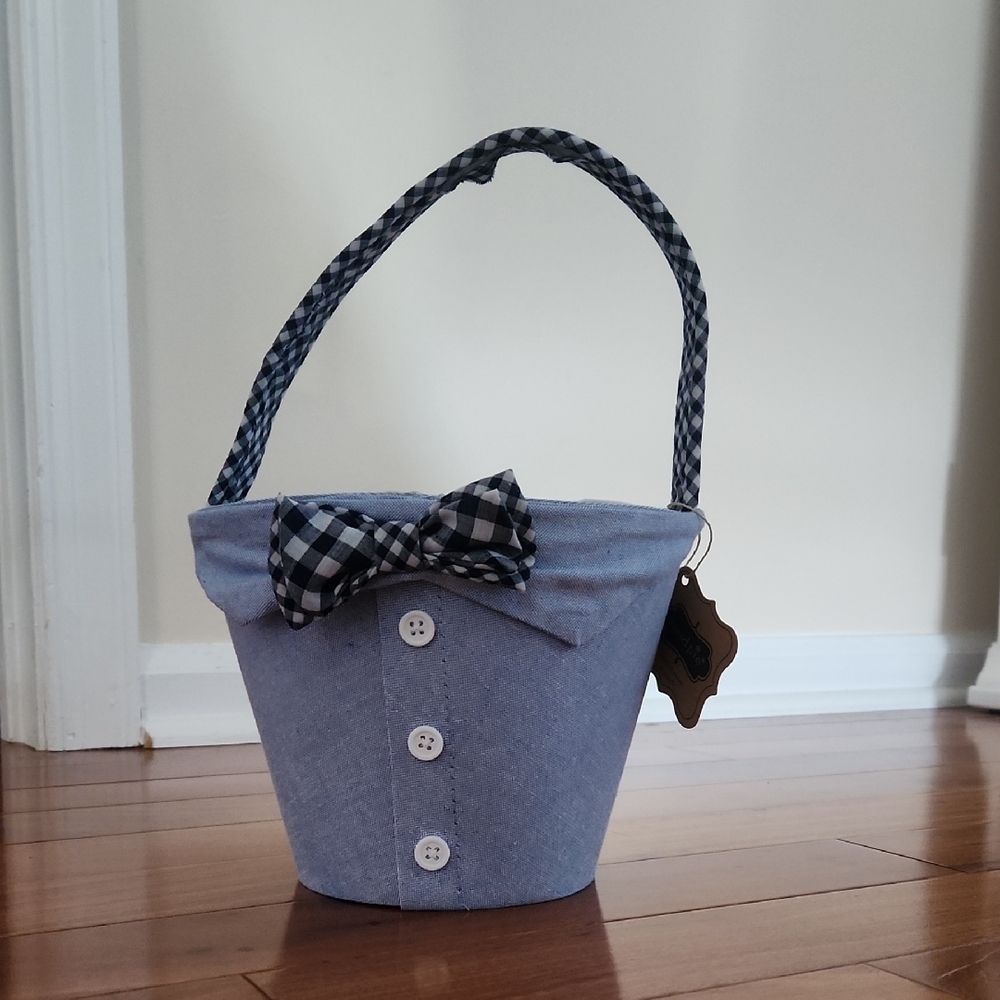 Mud Pie Blue Basket with Bow Tie and Buttons